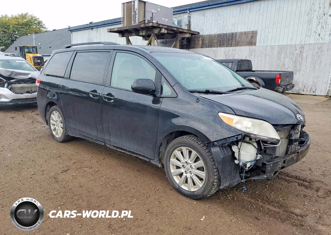 2014 Toyota Sienna Xle 7-Passenger VIN:5TDDK3DC8ES089497 - 4