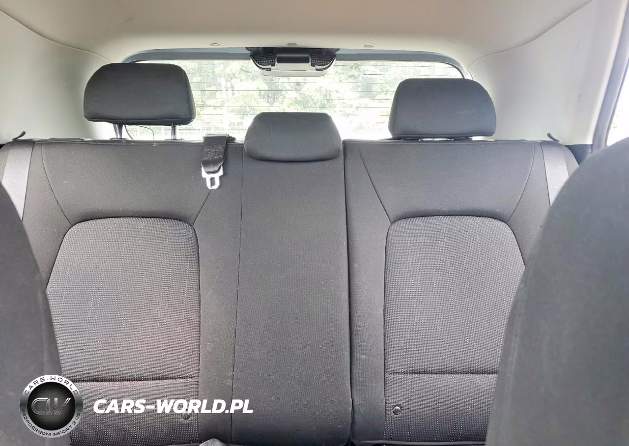 2022 Hyundai Venue Se VIN:KMHRB8A38NU160468 - 10