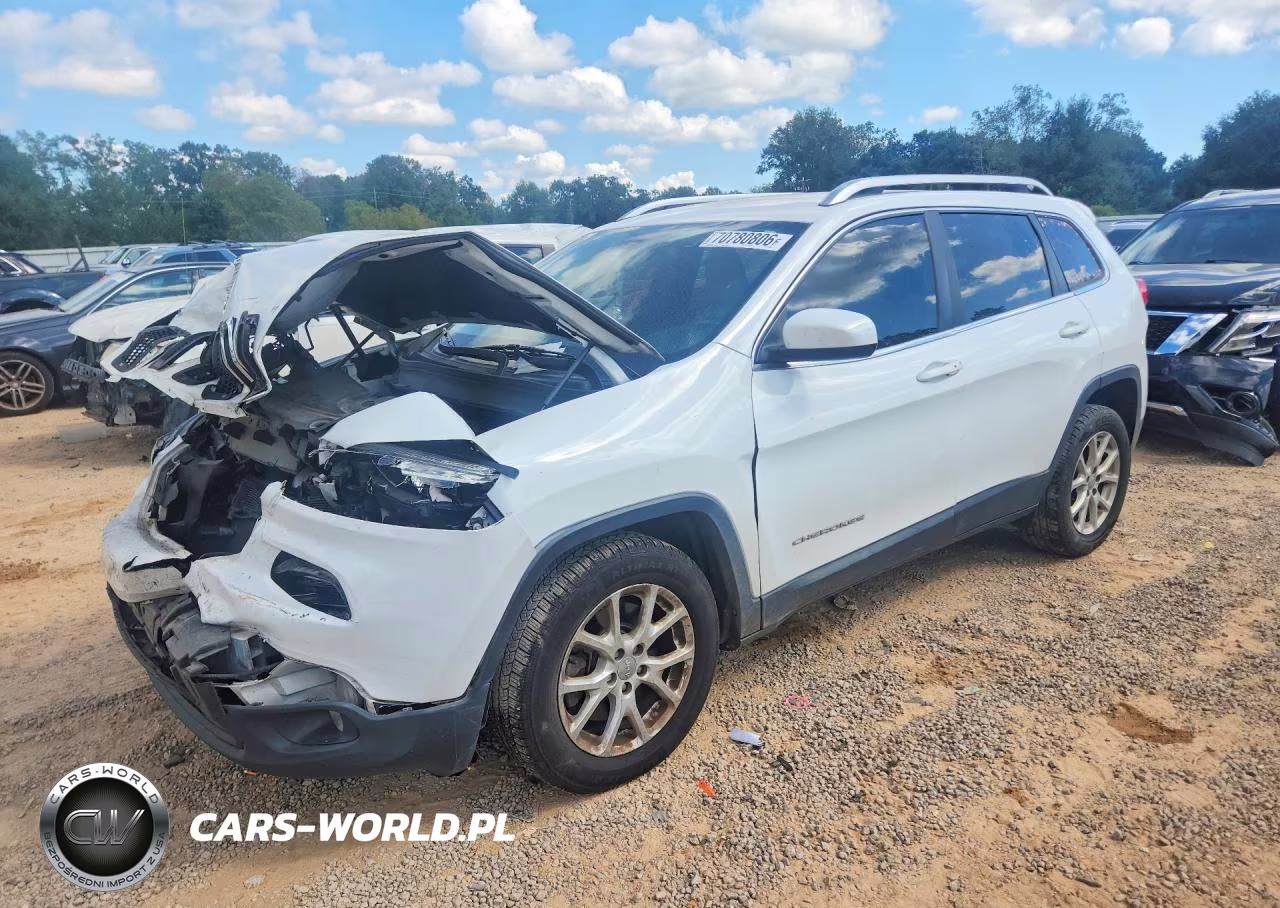 2016 Jeep Cherokee Latitude VIN:1C4PJLCB9GW207987 - 1