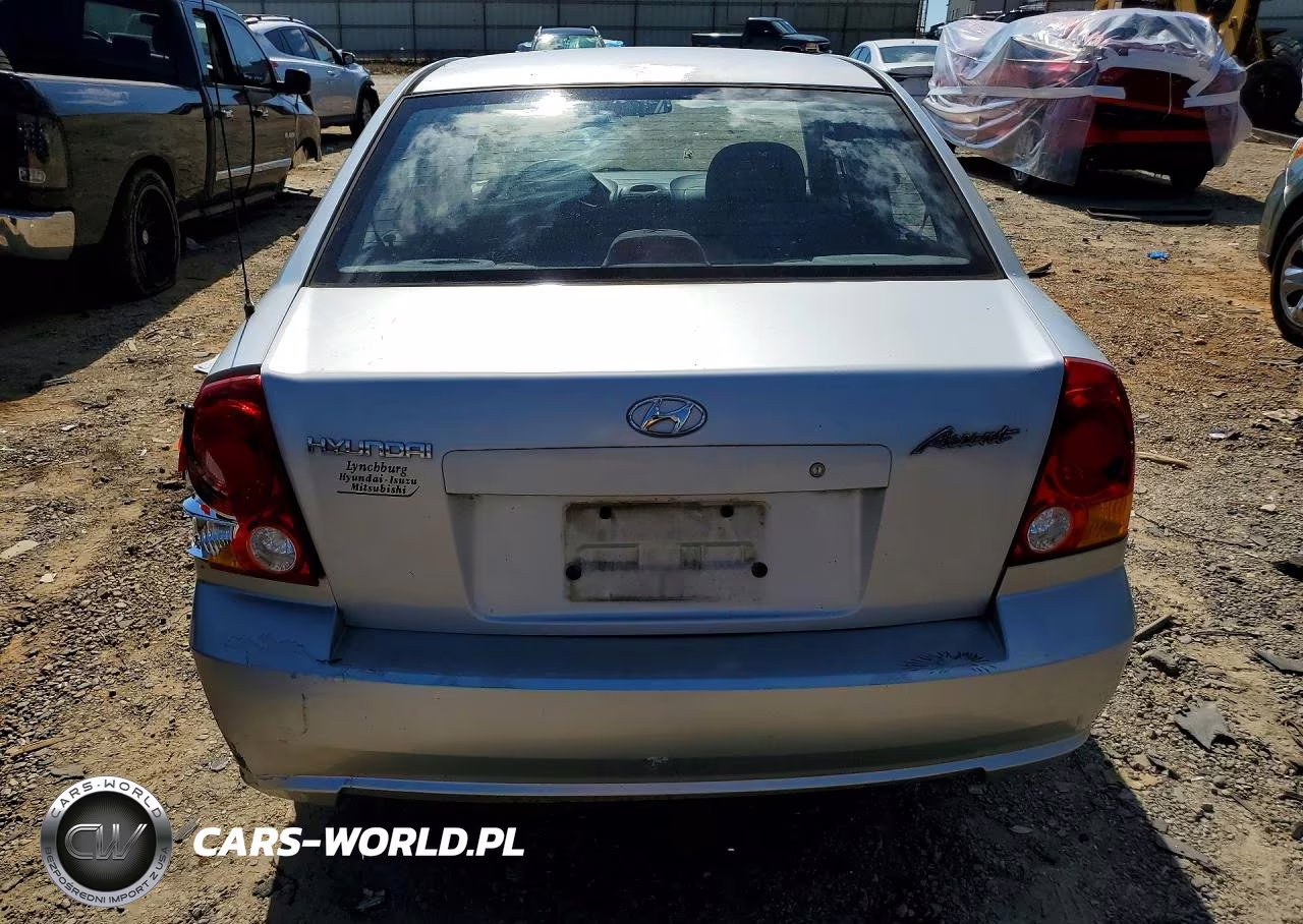 2004 Hyundai Accent Gl VIN:KMHCG45C24U517975 - 6