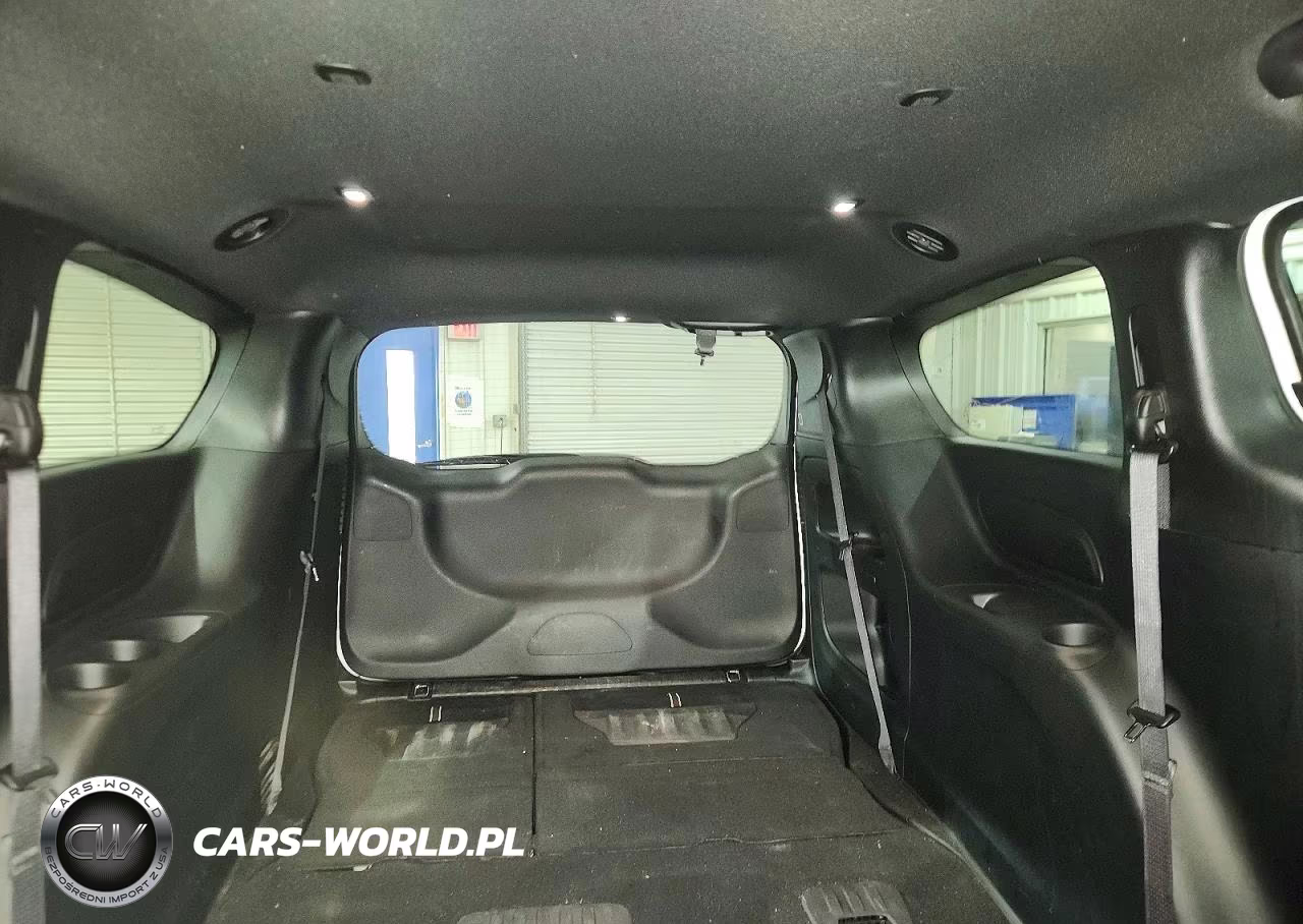 2025 Chrysler Pacifica Select VIN:2C4RC1BG0SR510002 - 10