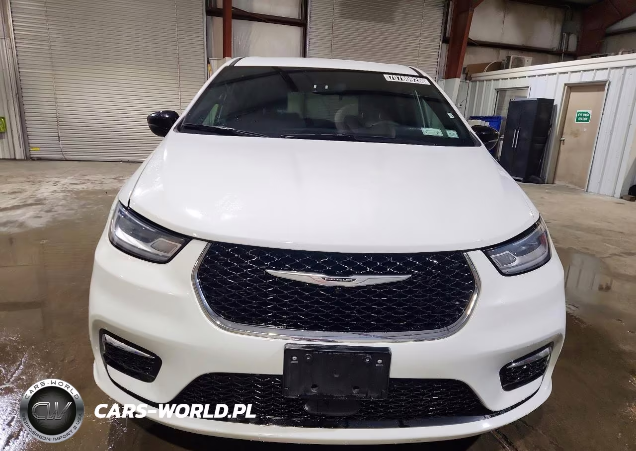 2025 Chrysler Pacifica Select VIN:2C4RC1BG0SR510002 - 5