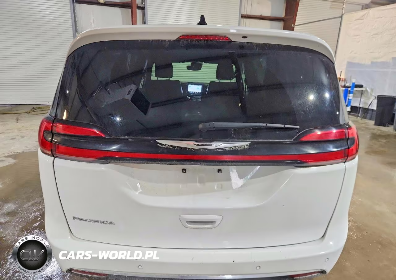 2025 Chrysler Pacifica Select VIN:2C4RC1BG0SR510002 - 6