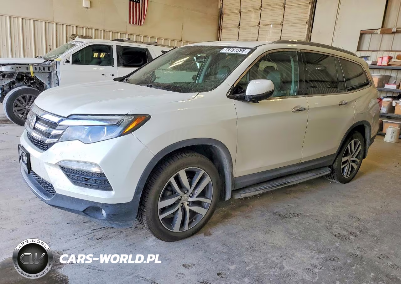 2017 Honda Pilot Touring VIN:5FNYF6H94HB025844 - 1