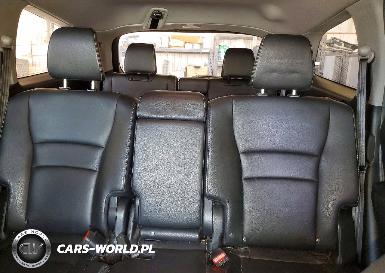 2017 Honda Pilot Touring VIN:5FNYF6H94HB025844 - 10