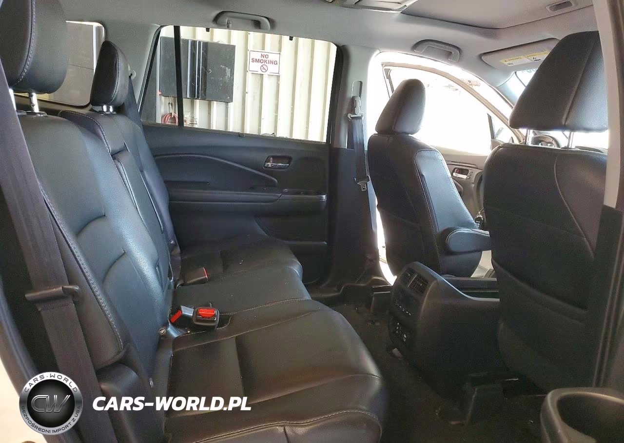 2017 Honda Pilot Touring VIN:5FNYF6H94HB025844 - 11
