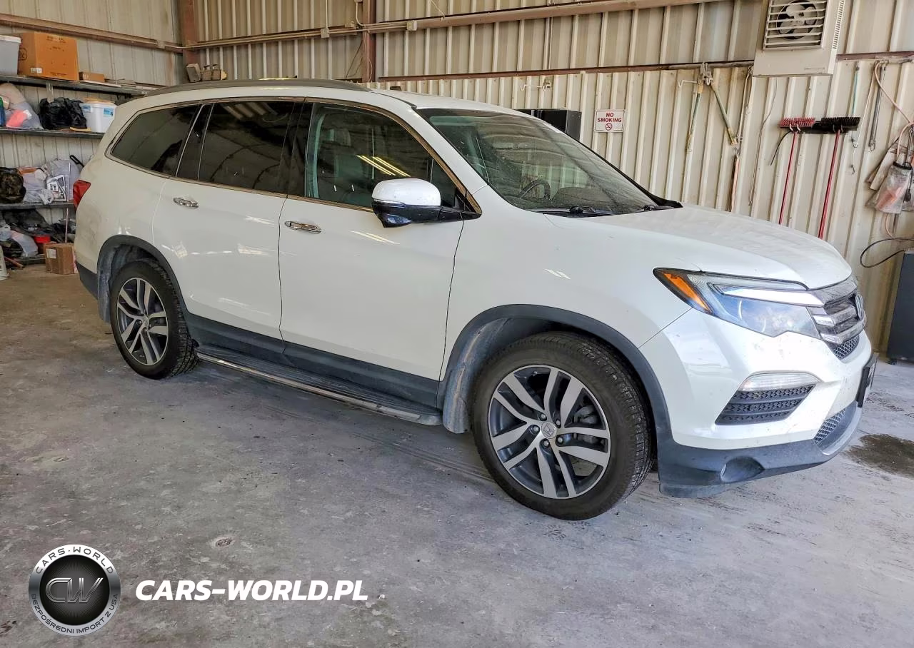 2017 Honda Pilot Touring VIN:5FNYF6H94HB025844 - 4