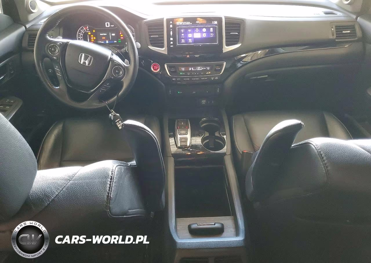 2017 Honda Pilot Touring VIN:5FNYF6H94HB025844 - 8