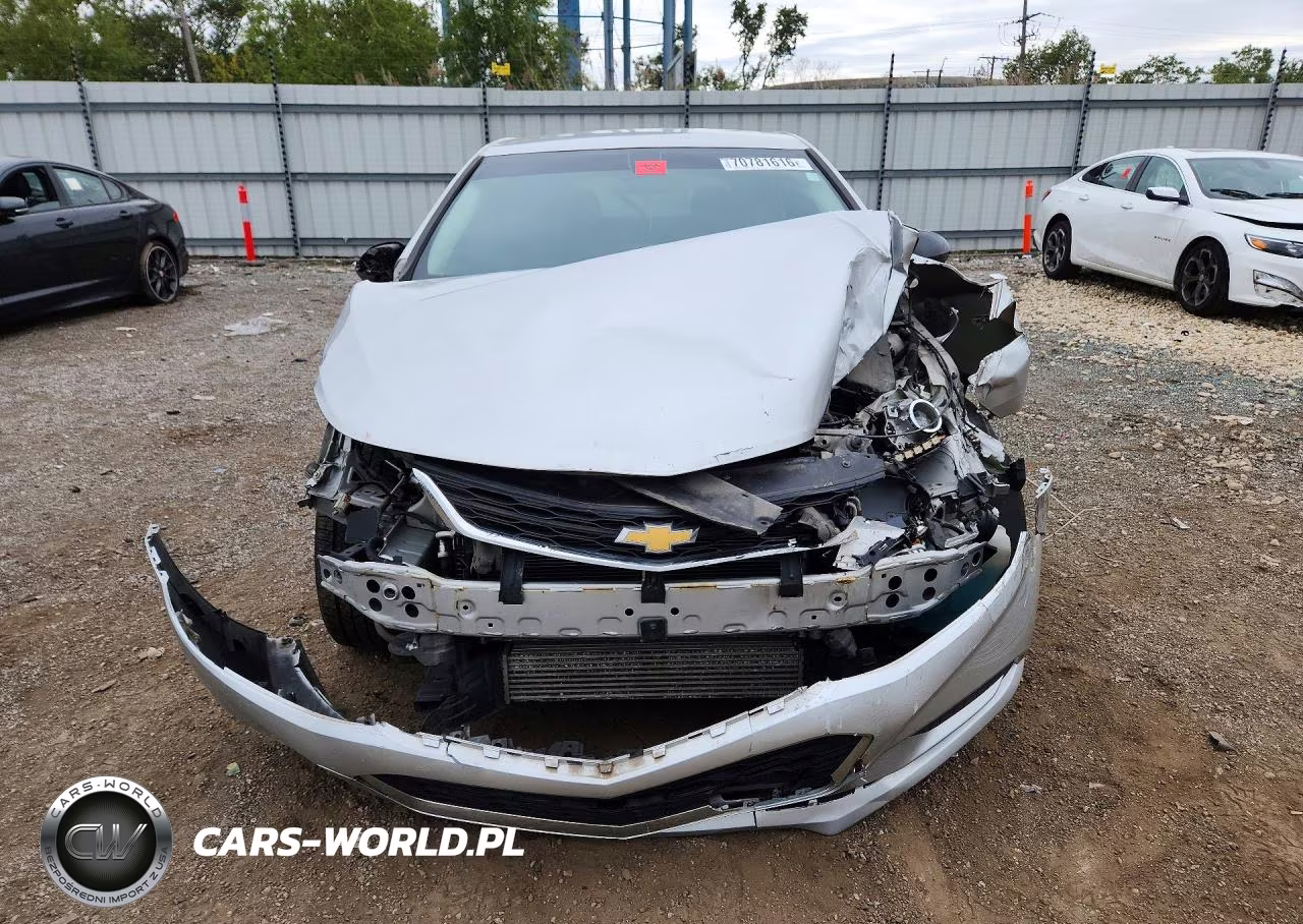 2017 Chevrolet Cruze Lt VIN:3G1BE6SM4HS505162 - 5