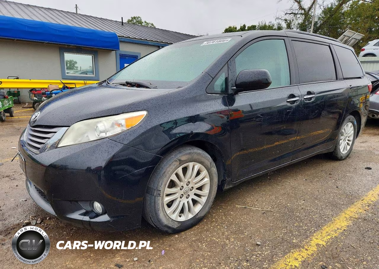2016 Toyota Sienna Xle 8-Passenger