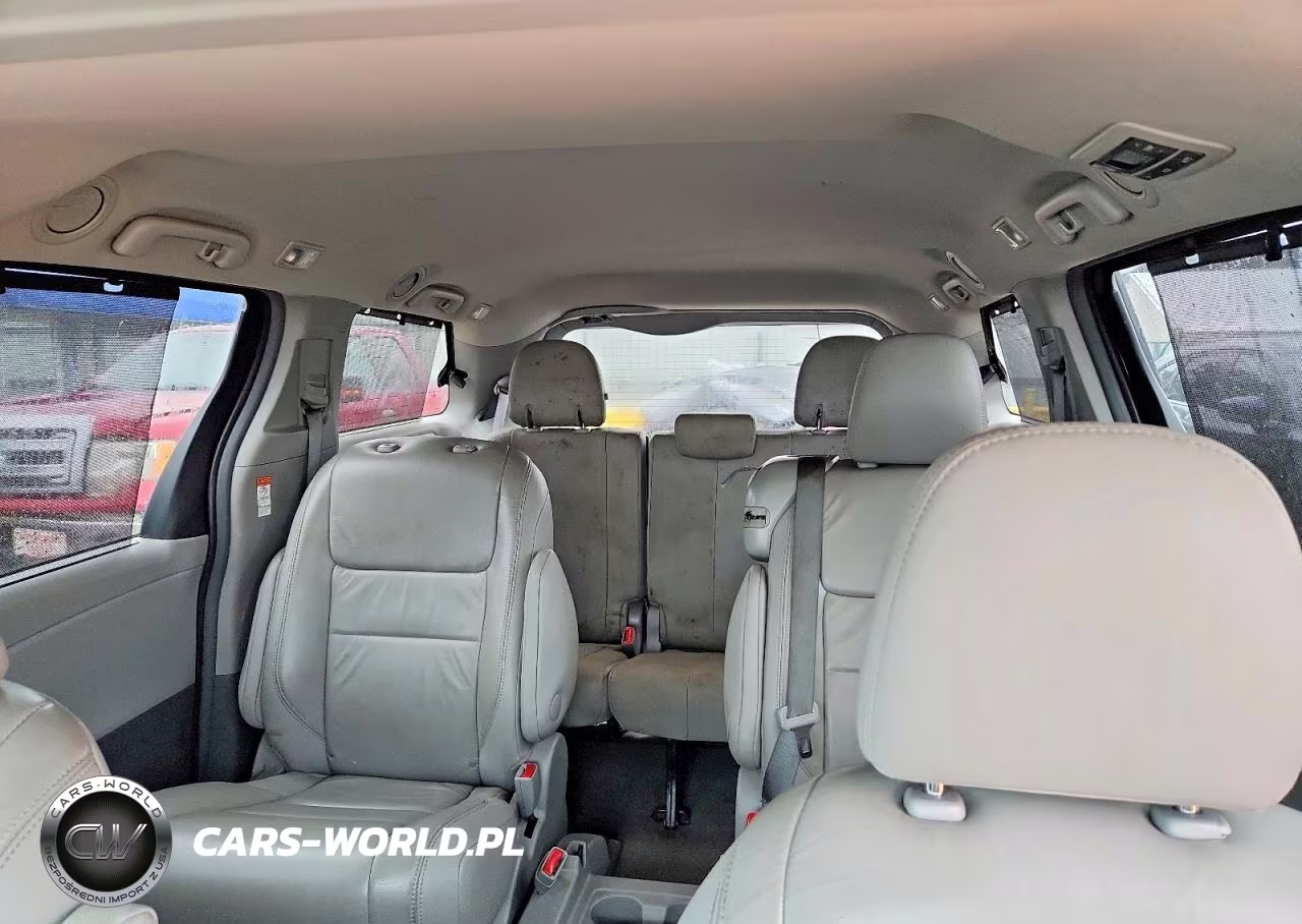 2016 Toyota Sienna Xle 8-Passenger VIN:5TDYK3DC5GS714751 - 10