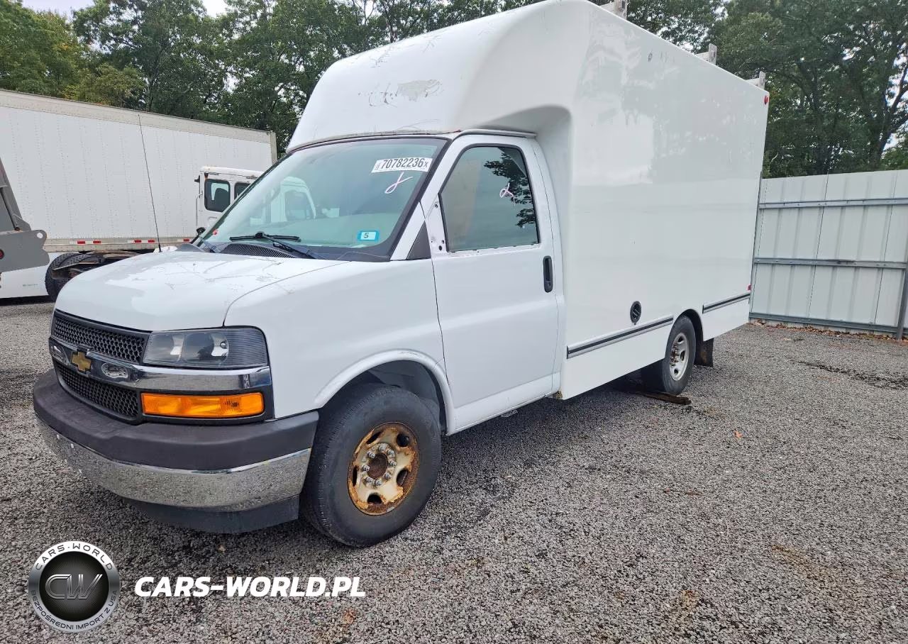 2019 Chevrolet Express Delivery Truck