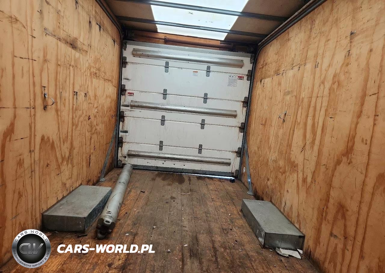 2019 Chevrolet Express Delivery Truck VIN:1GB0GRFG9K1257521 - 10