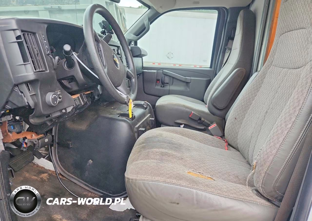 2019 Chevrolet Express Delivery Truck VIN:1GB0GRFG9K1257521 - 7