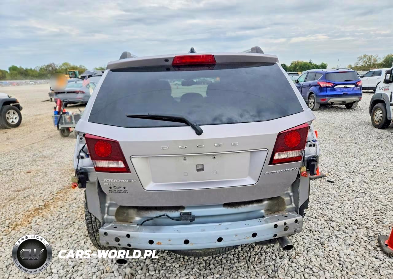 2017 Dodge Journey Crossroad VIN:3C4PDDGG1HT583206 - 6