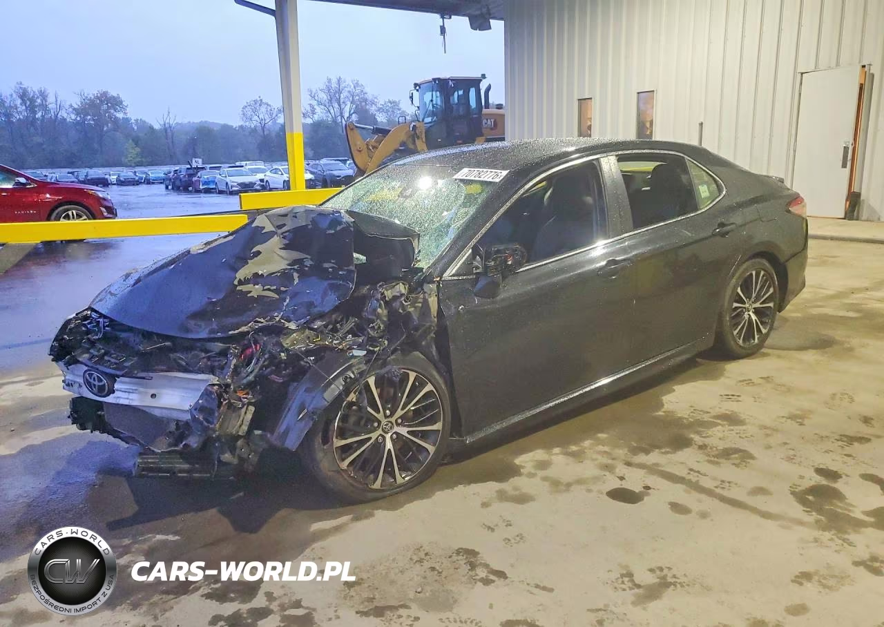 2018 Toyota Camry Se – zdjęcie 1 z 13
