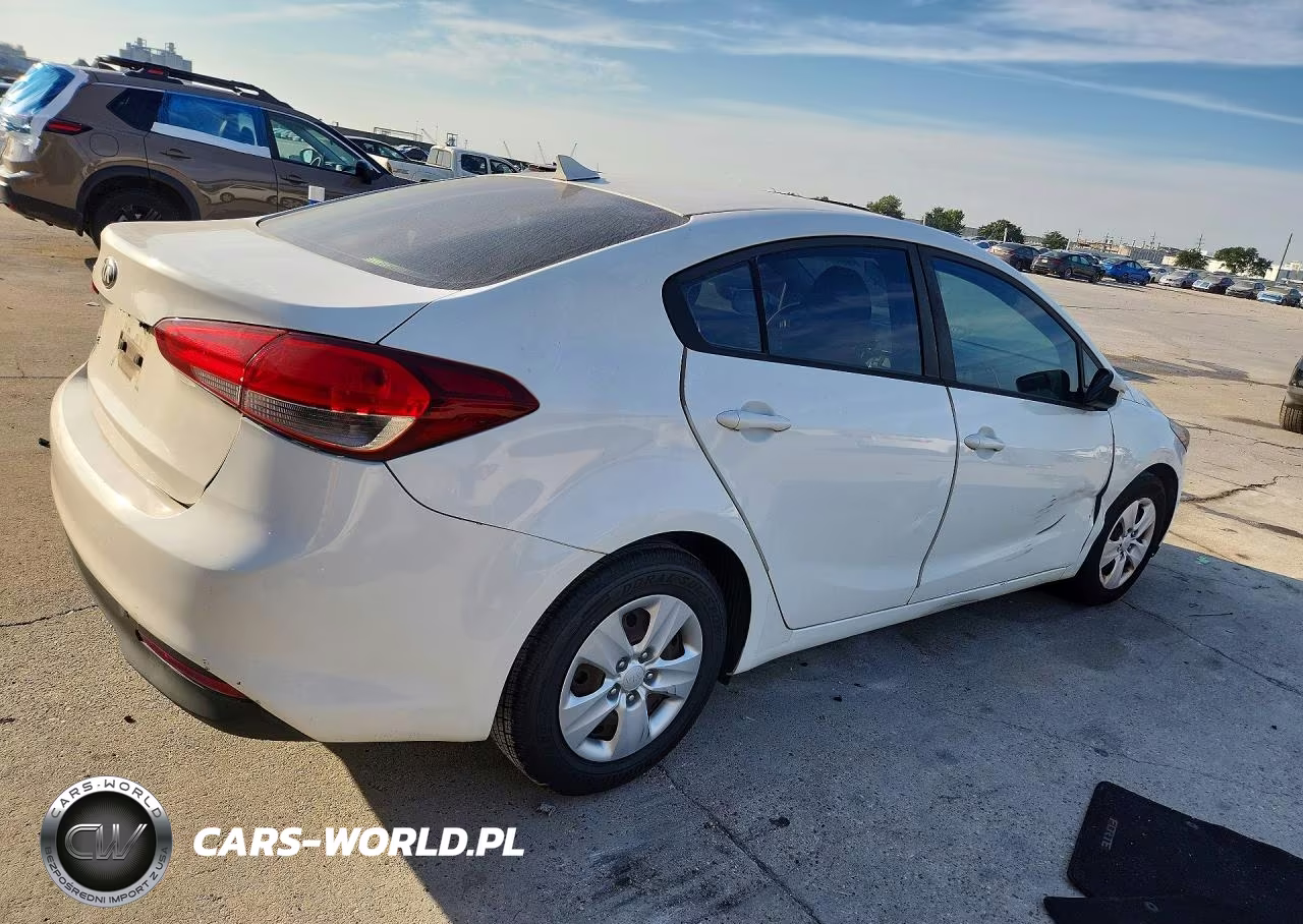 2017 Kia Forte Lx VIN:3KPFK4A70HE088011 - 3