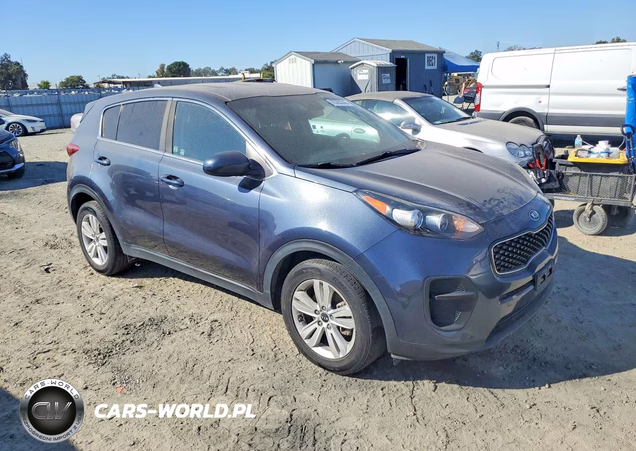 2018 Kia Sportage Lx VIN:KNDPM3AC0J7329352 - 4