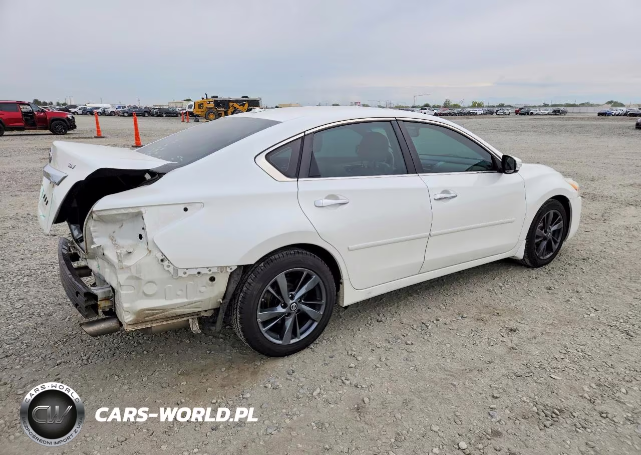 2015 Nissan Altima 2.5 Sv VIN:1N4AL3AP7FC195388 - 3