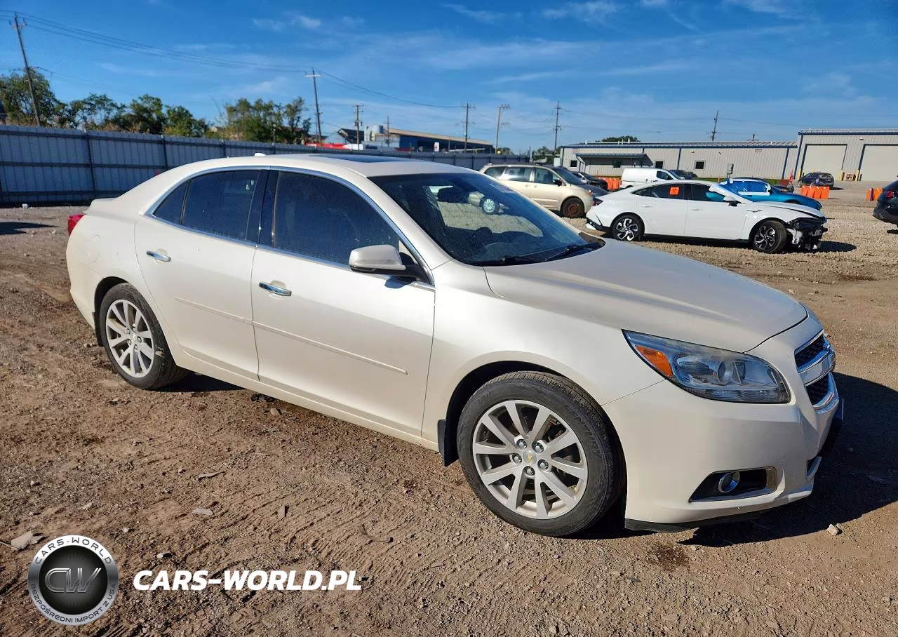 2013 Chevrolet Malibu 2Lt VIN:1G11E5SA2DF342974 - 4