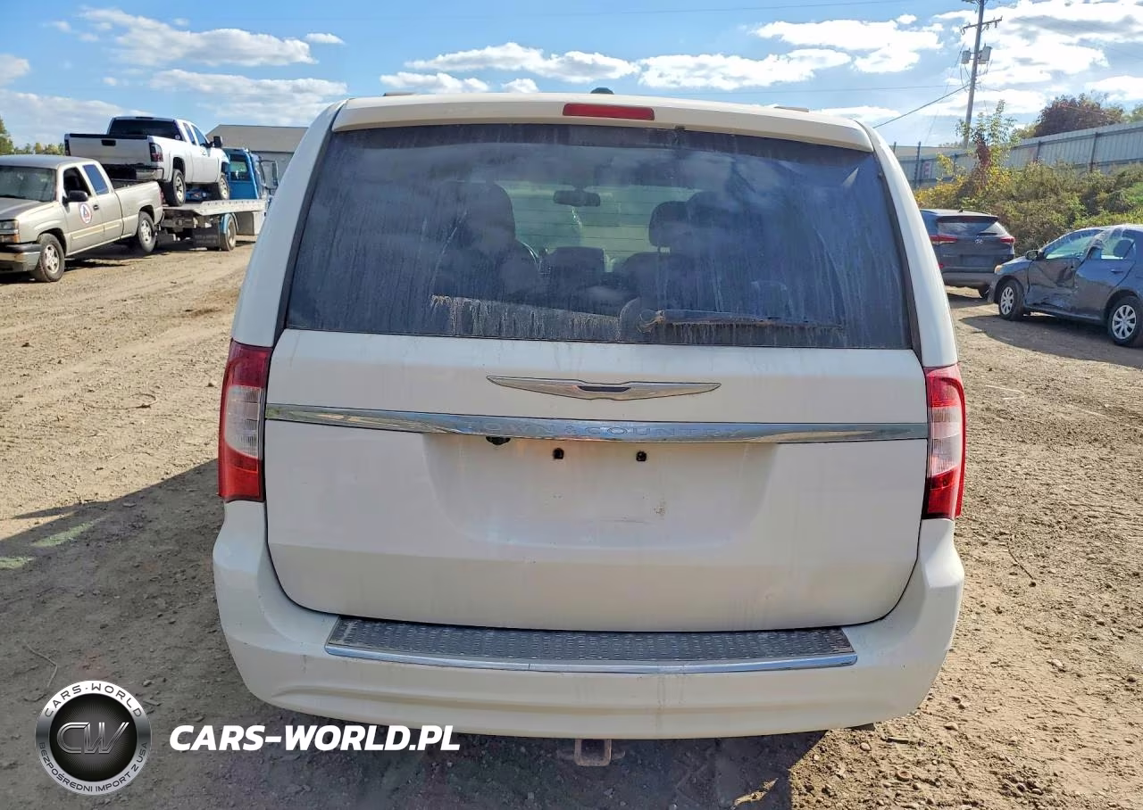 2016 Chrysler Town & Country Touring VIN:2C4RC1BG0GR149717 - 6
