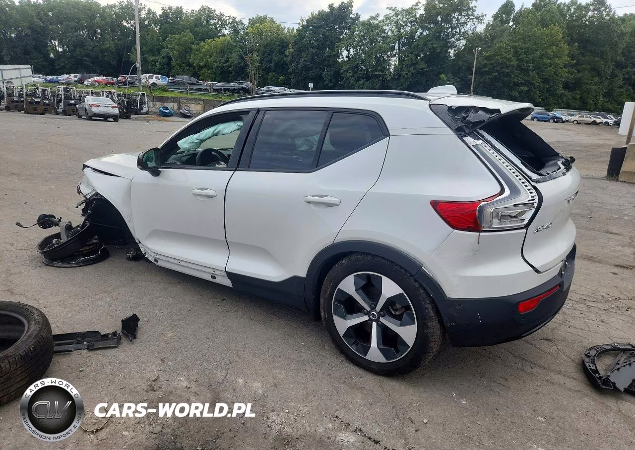 2026 Volvo Xc40 Plus VIN:YV4L12UCXT2671384 - 2