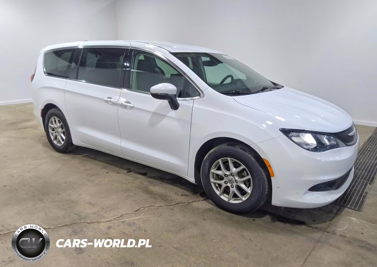 2023 Chrysler Voyager Lx VIN:2C4RC1CGXPR615684 - 4