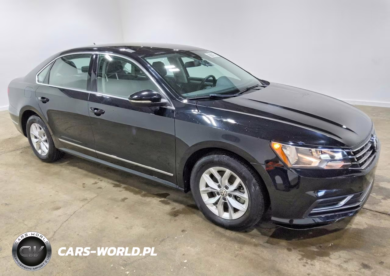 2016 Volkswagen Passat S VIN:1VWAT7A37GC027991 - 4