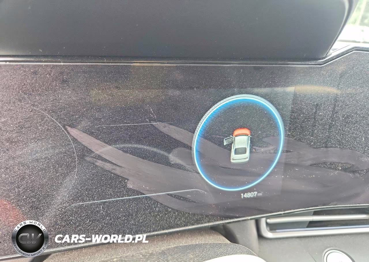 2025 Hyundai Elantra Sel VIN:KMHLS4DG5SU022752 - 9