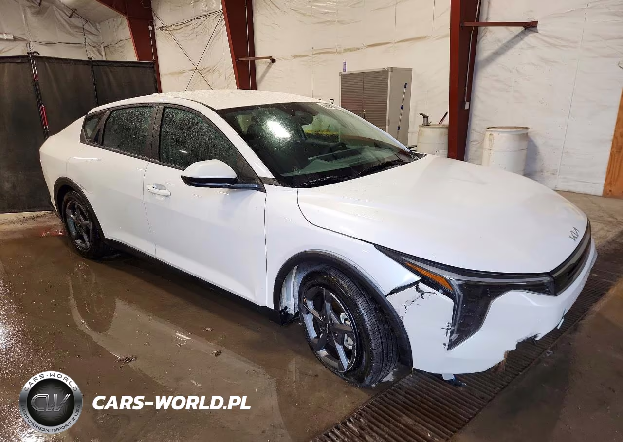 2026 Kia K4 Lxs VIN:3KPFT4DEXTE356739 - 4