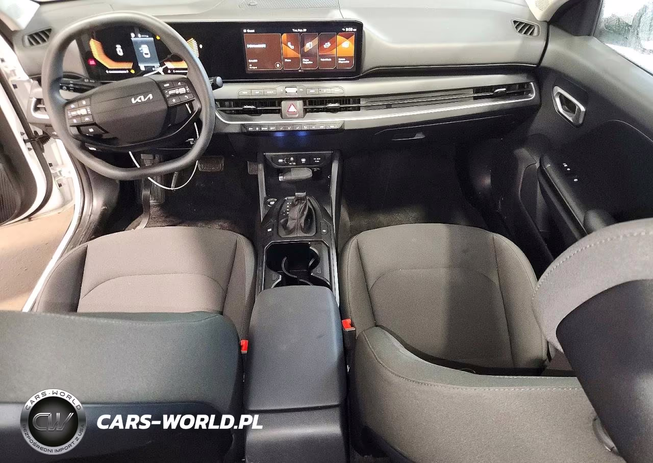2026 Kia K4 Lxs VIN:3KPFT4DEXTE356739 - 8