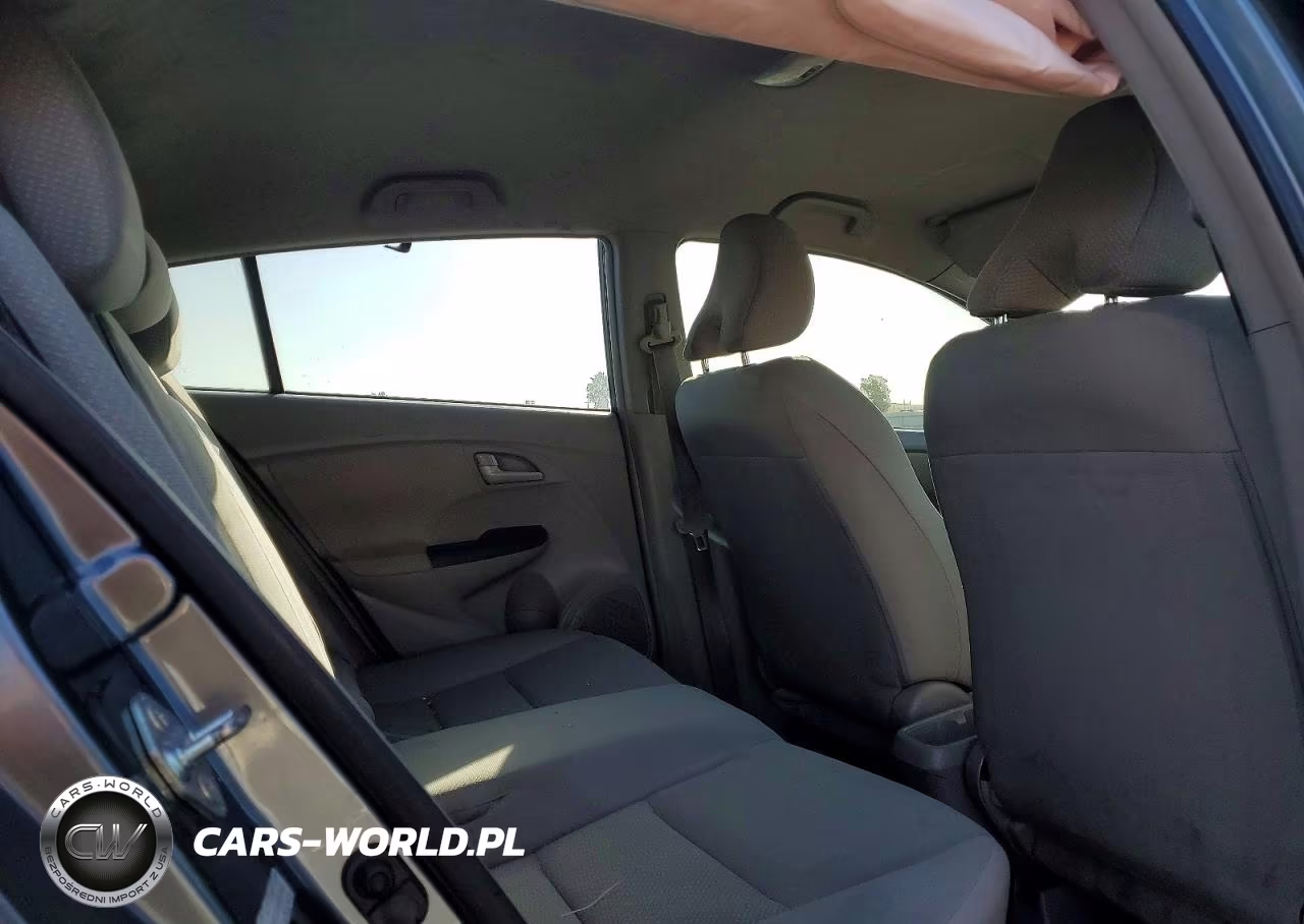 2012 Honda Insight VIN:JHMZE2H33CS003520 - 10