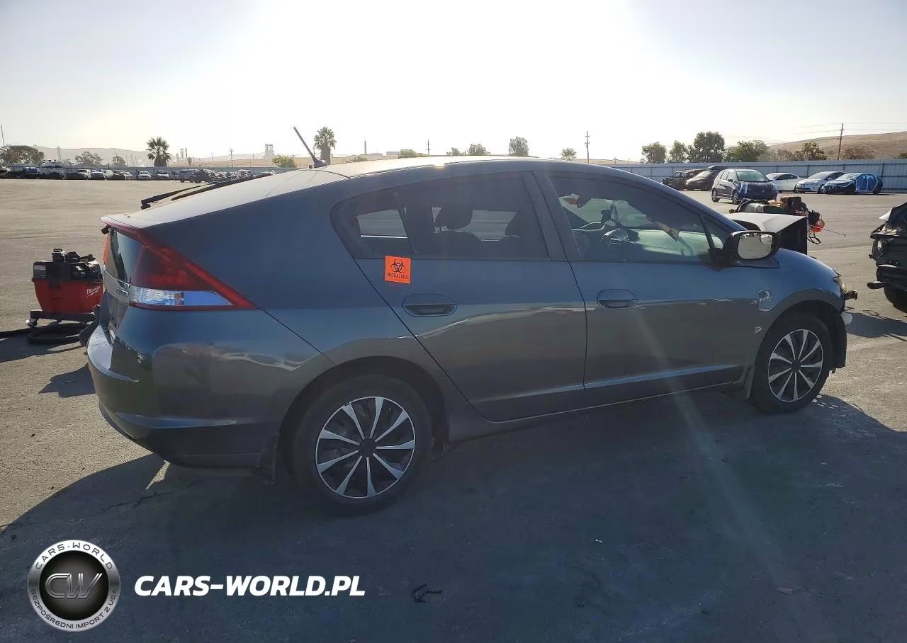 2012 Honda Insight VIN:JHMZE2H33CS003520 - 3