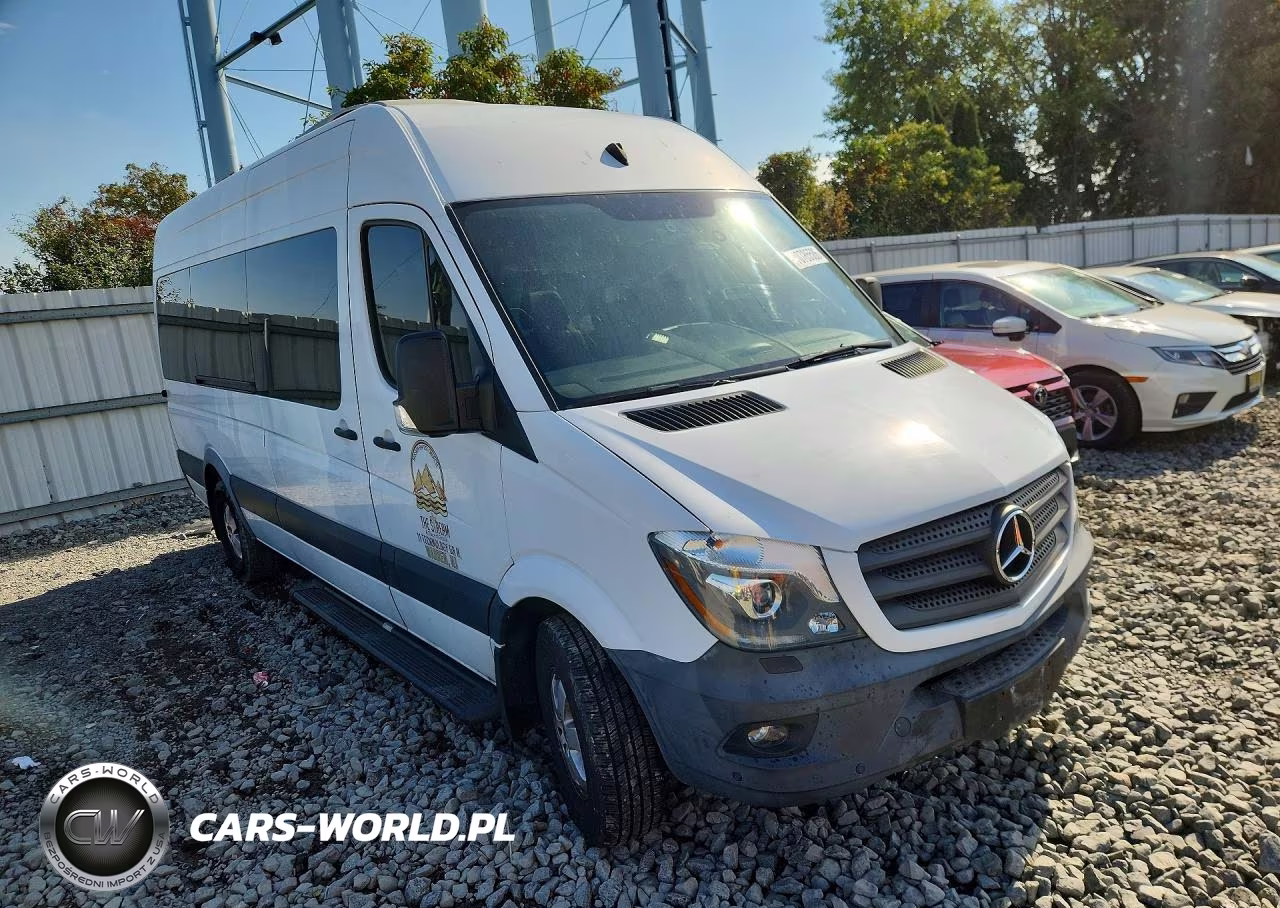 2017 Mercedes-Benz Sprinter 2500 VIN:WDZPE8CD0HP414749 - 4