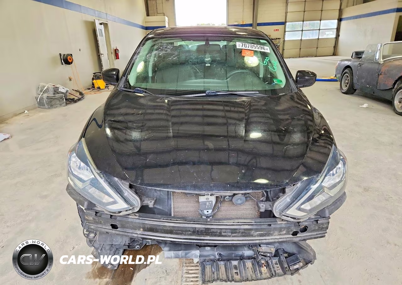 2018 Nissan Sentra S VIN:3N1AB7AP8JY283678 - 5