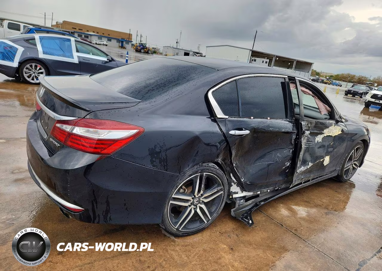 2017 Honda Accord Sport VIN:1HGCR2F5XHA007157 - 3