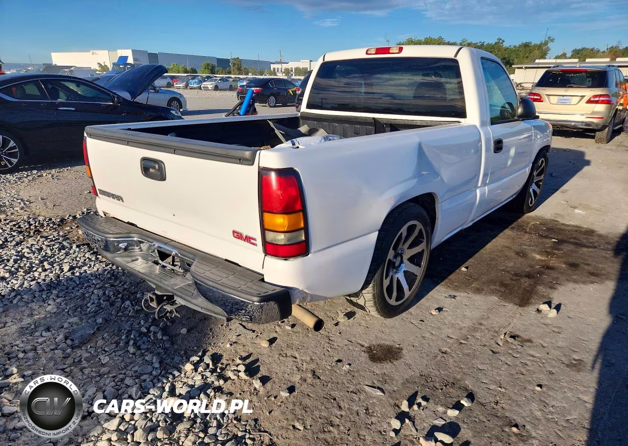 2005 GMC New Sierra C1500 VIN:1GTEC14V75Z170559 - 3
