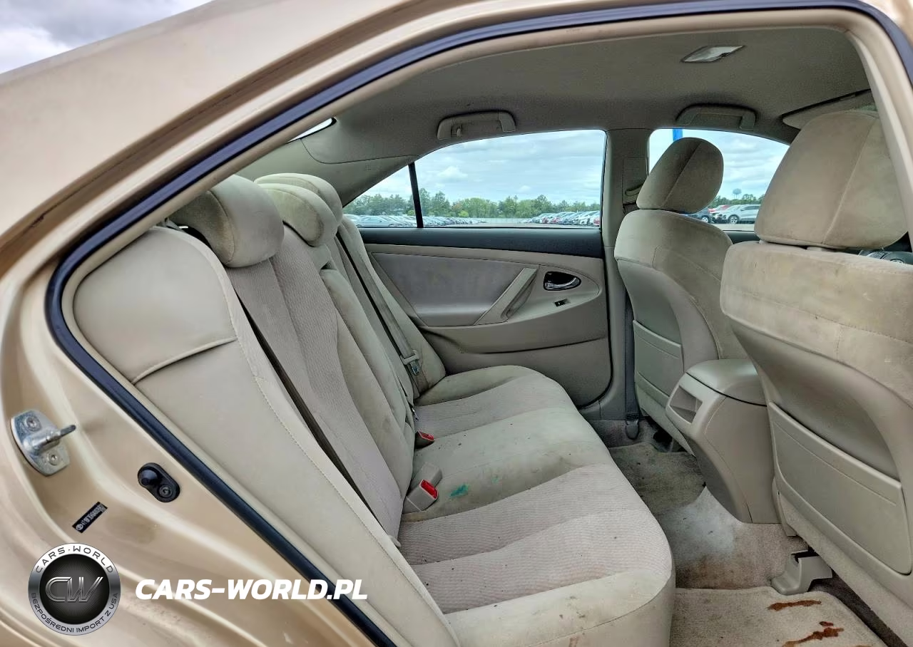 2010 Toyota Camry Le VIN:4T1BF3EK6AU026837 - 10