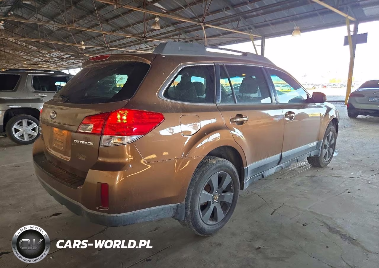 2011 Subaru Outback 2.5I Premium VIN:4S4BRBGC5B3323581 - 3