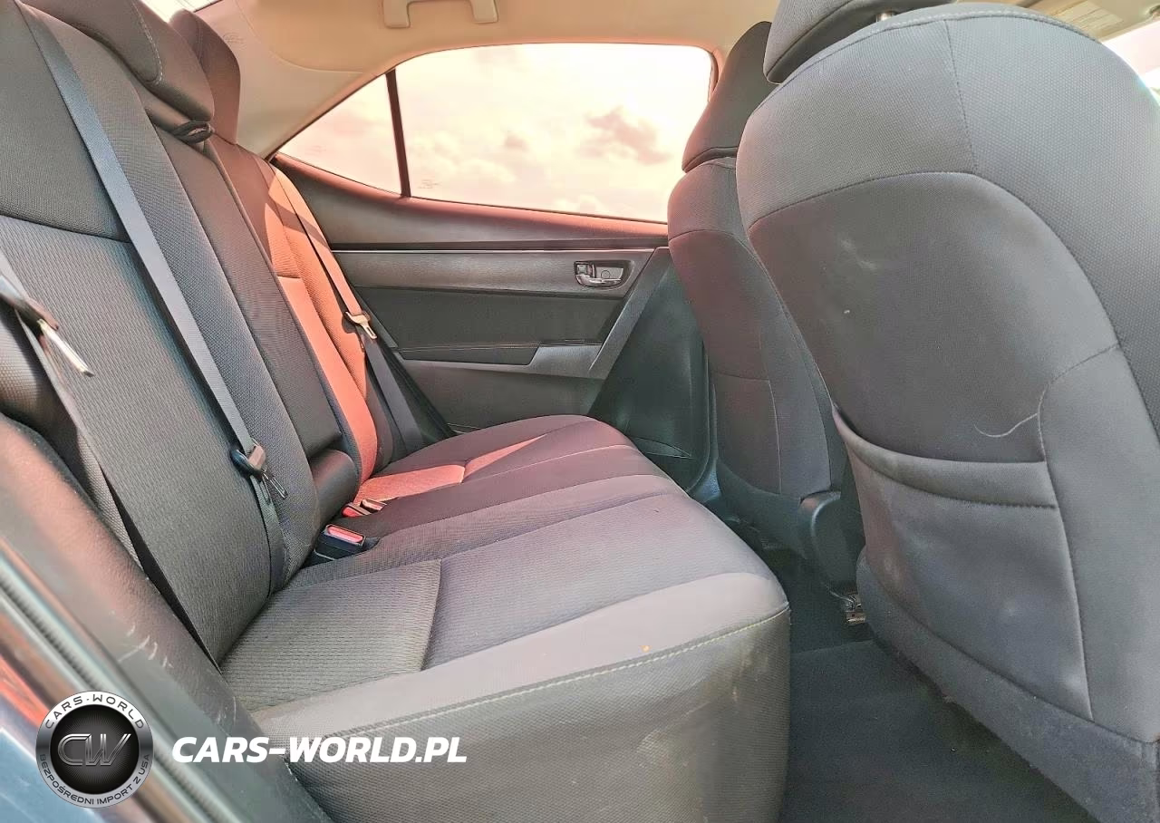 2017 Toyota Corolla Le VIN:2T1BURHE2HC928251 - 10