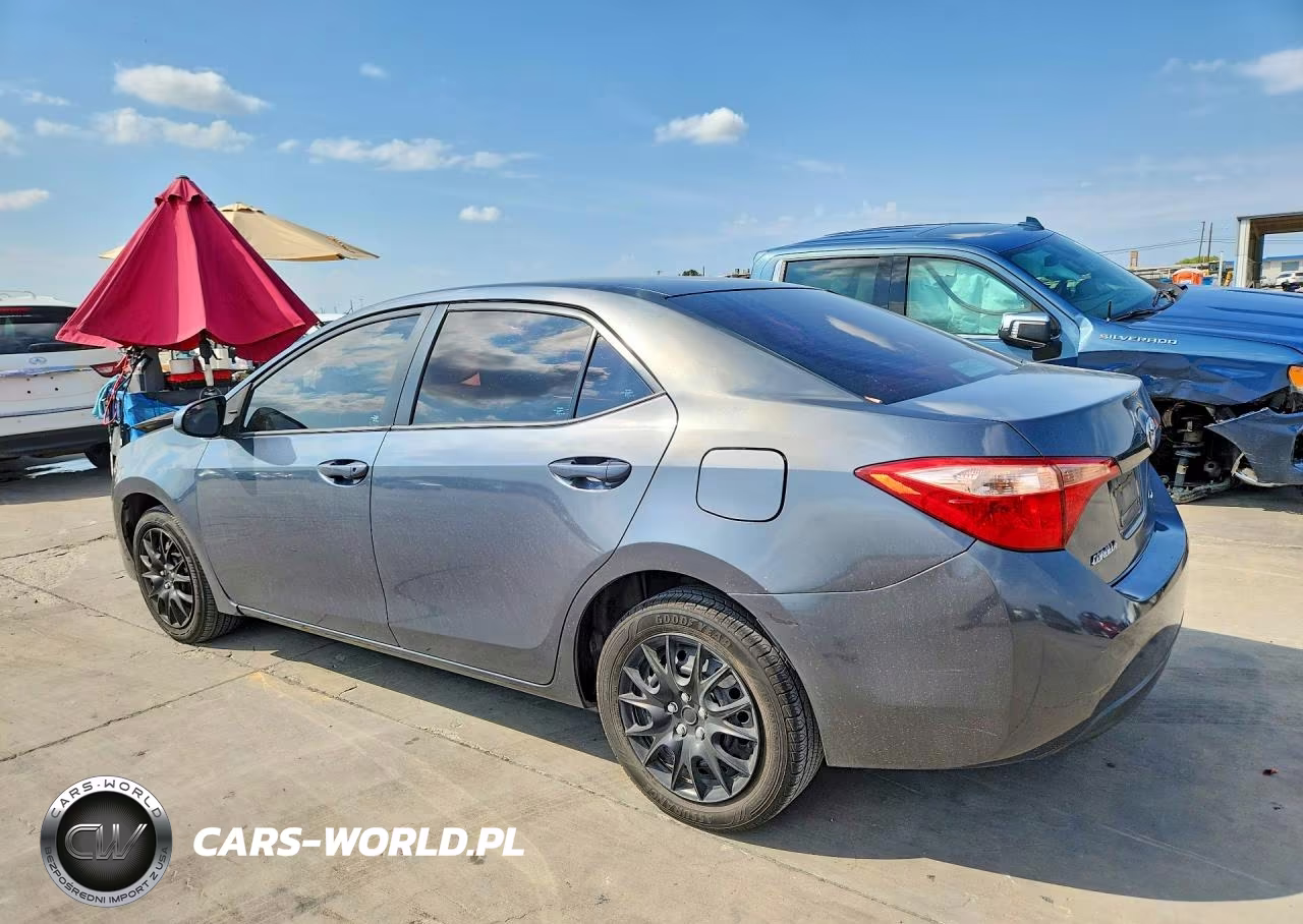 2017 Toyota Corolla Le VIN:2T1BURHE2HC928251 - 2