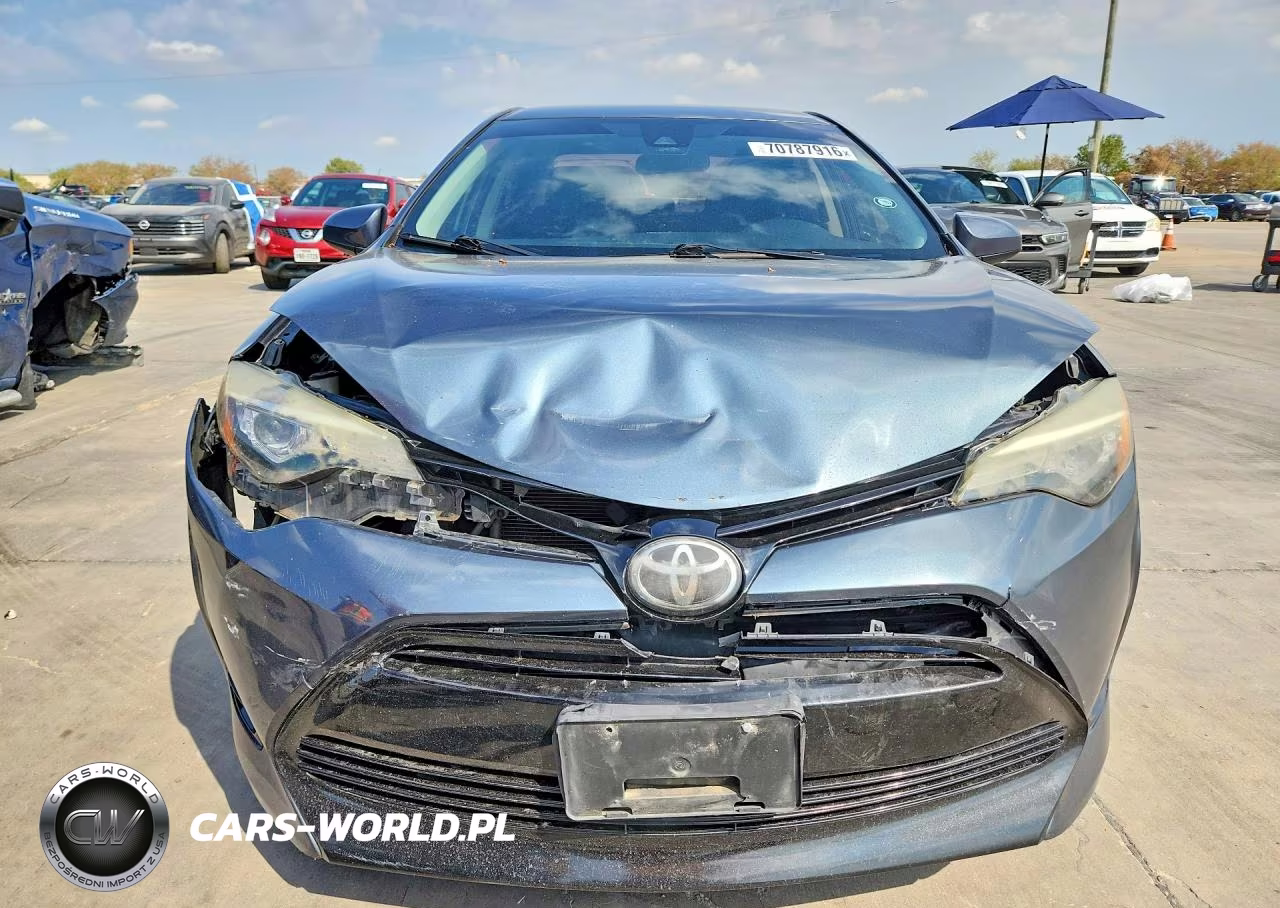 2017 Toyota Corolla Le VIN:2T1BURHE2HC928251 - 5