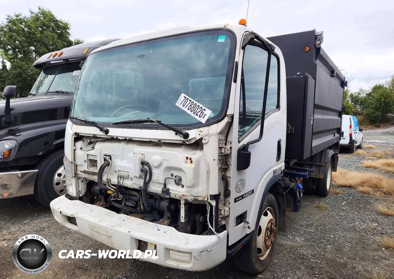 2015 Isuzu Nqr Dump Truck