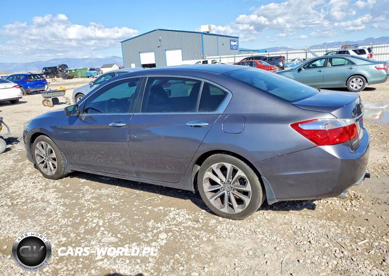 2015 Honda Accord Sport VIN:1HGCR2F54FA121314 - 2