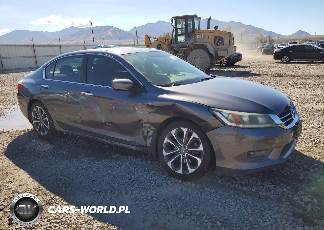 2015 Honda Accord Sport VIN:1HGCR2F54FA121314 - 4