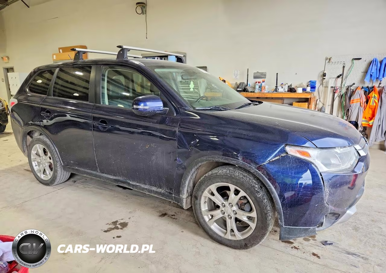 2015 Mitsubishi Outlander Se VIN:JA4AZ3A34FZ000943 - 4