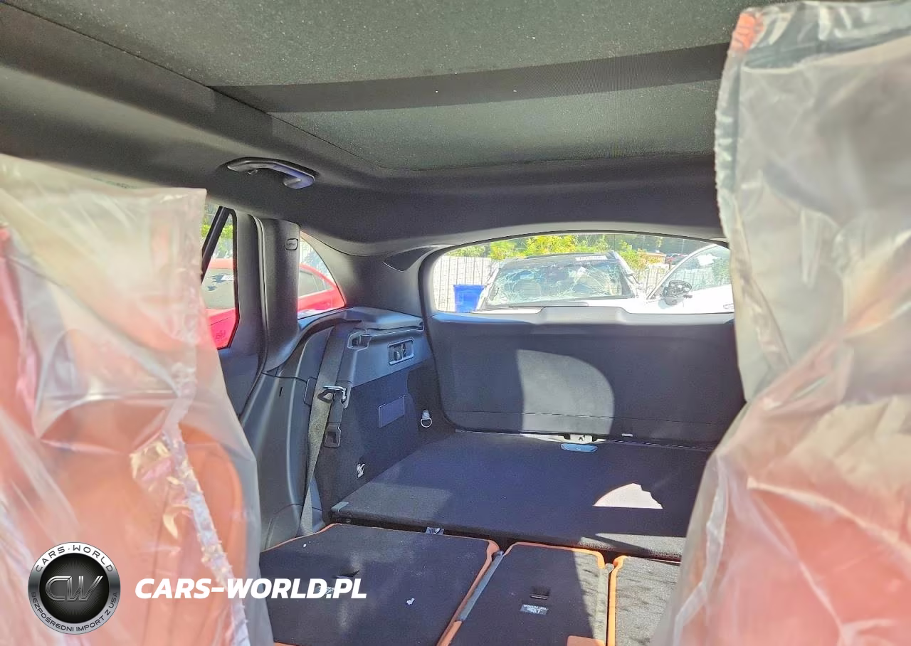 2026 Mercedes-Benz Glc 300 VIN:W1NKM4GBXTF598586 - 10