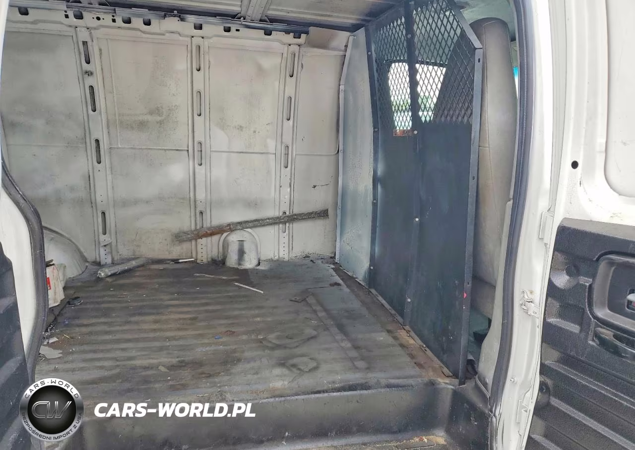 2005 Chevrolet Express G2500 VIN:1GCGG25V751102004 - 11