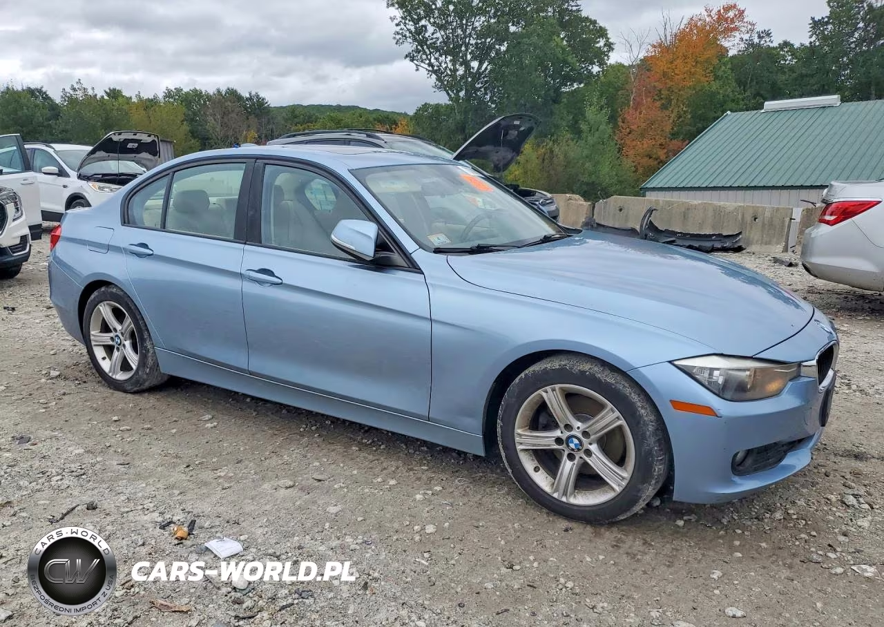 2013 BMW 320 I xDrive VIN:WBA3C3C51DF979640 - 4
