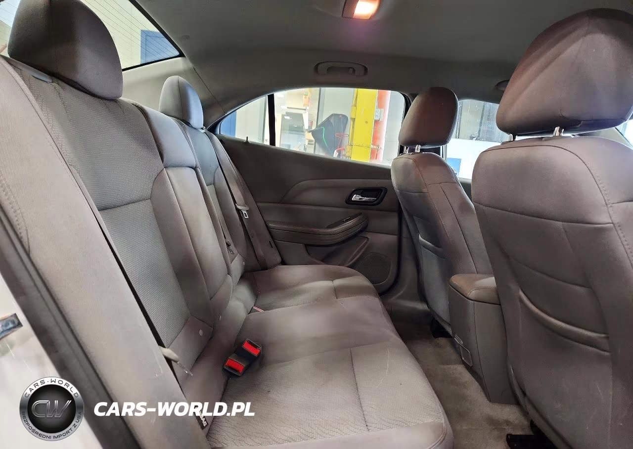 CHEVROLET MALIBU VIN:1G11A5SL2FF299642 - 10